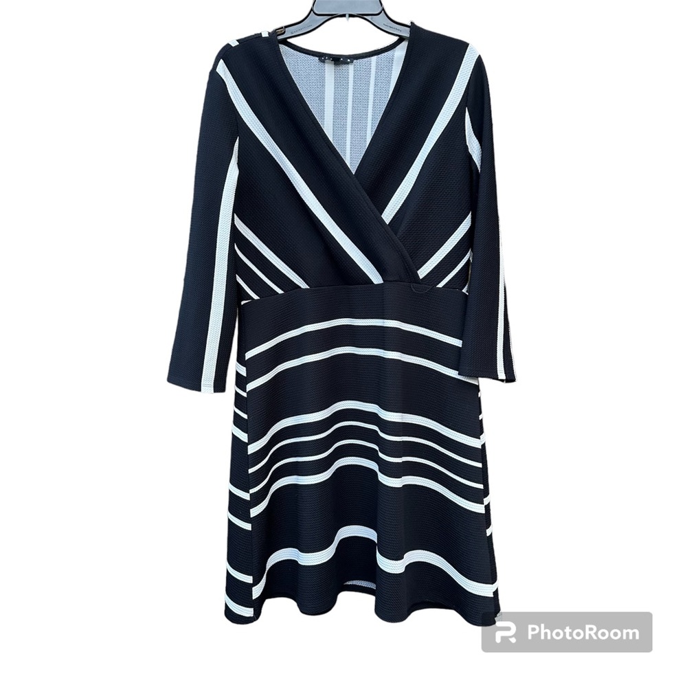 Tiana B. Black and white striped dress, size large,‎ belt to tie around